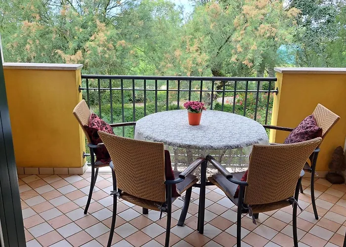 Villaggio Sant\'Andrea - Apartment With Gardenview