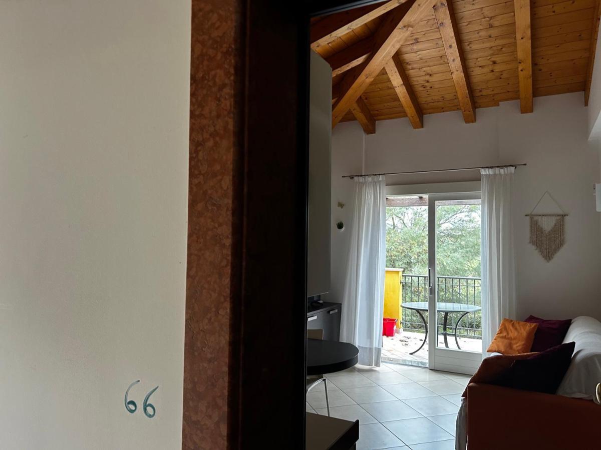 Villaggio Sant'andrea - With Gardenview Apartment *